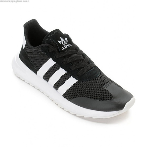 NEW Women's adidas Flashback  Athletic Shoes - Picture 2 of 8